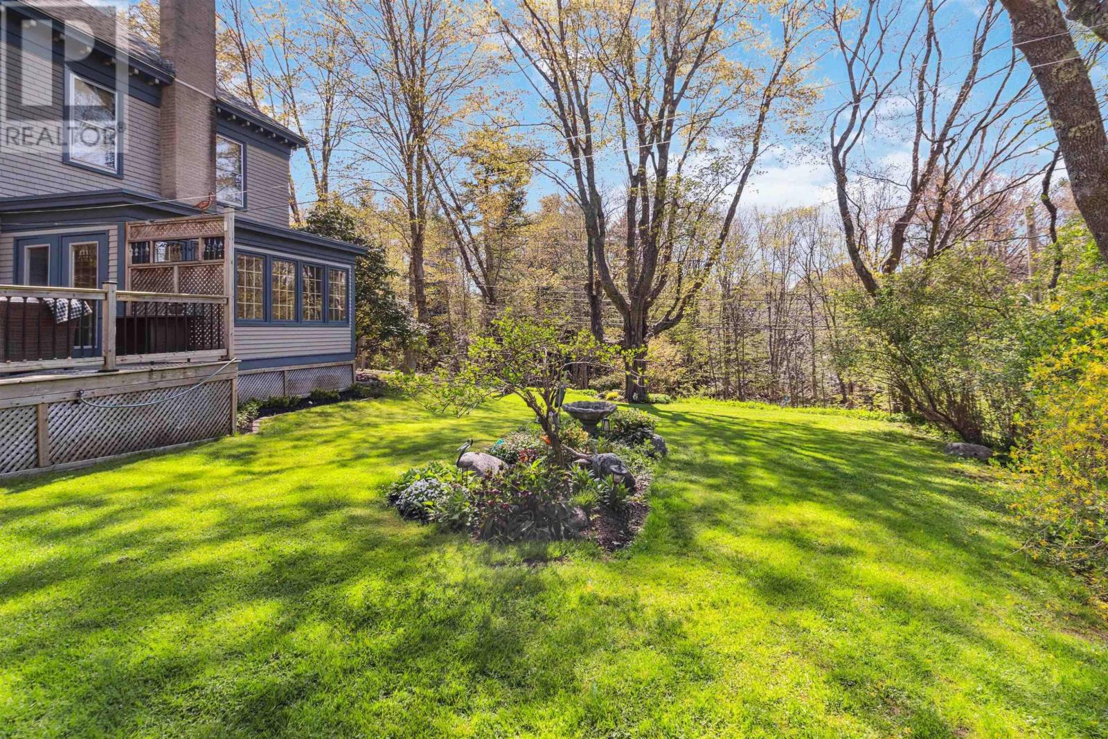 Property at 811 Lahave Street image 4