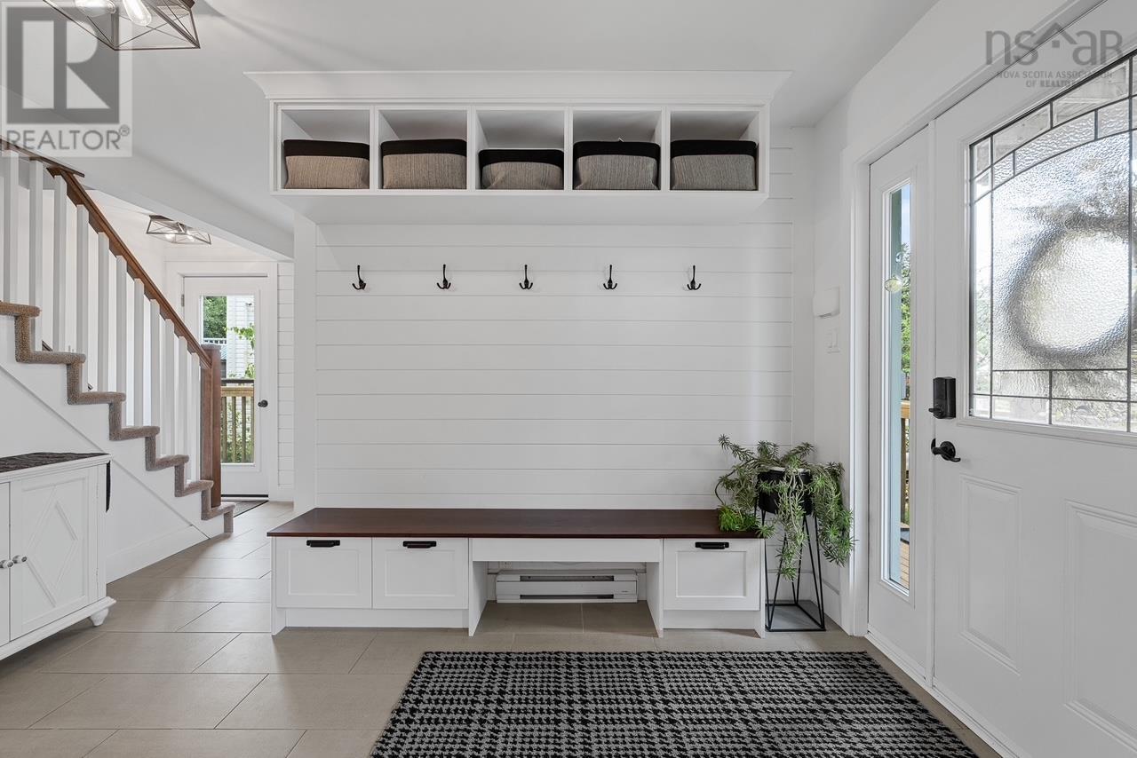Property at 50 Olive Avenue image 3