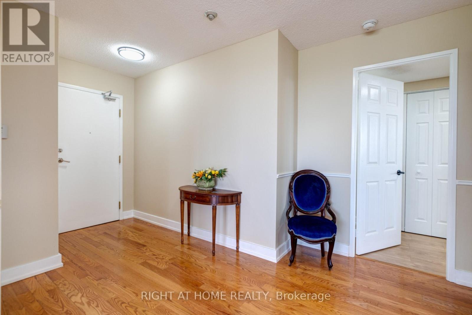 624 - 25 Austin Drive, Markham, Ontario  L3R 8H4 - Photo 8 - N12287607