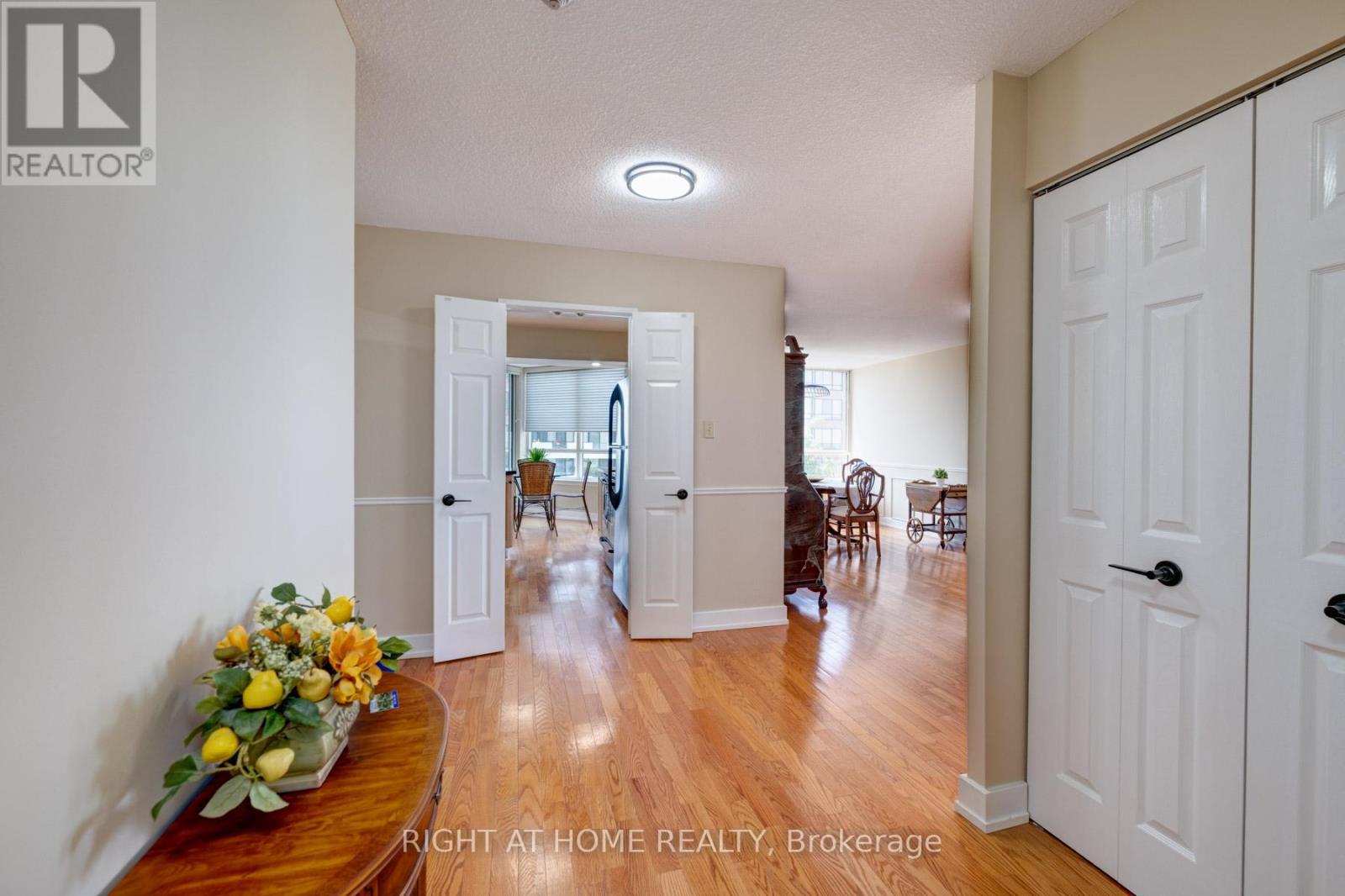624 - 25 Austin Drive, Markham, Ontario  L3R 8H4 - Photo 9 - N12287607