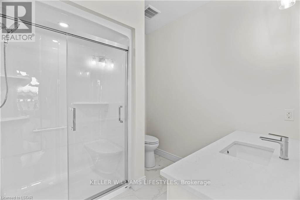 110 Leneve Street, Lambton Shores, Ontario  N0N 1J0 - Photo 26 - X12287706