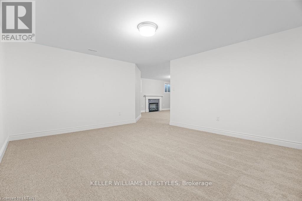 108 Leneve Street, Lambton Shores, Ontario  N0N 1J0 - Photo 29 - X12287707