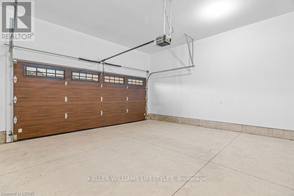 108 Leneve Street, Lambton Shores, Ontario  N0N 1J0 - Photo 34 - X12287707