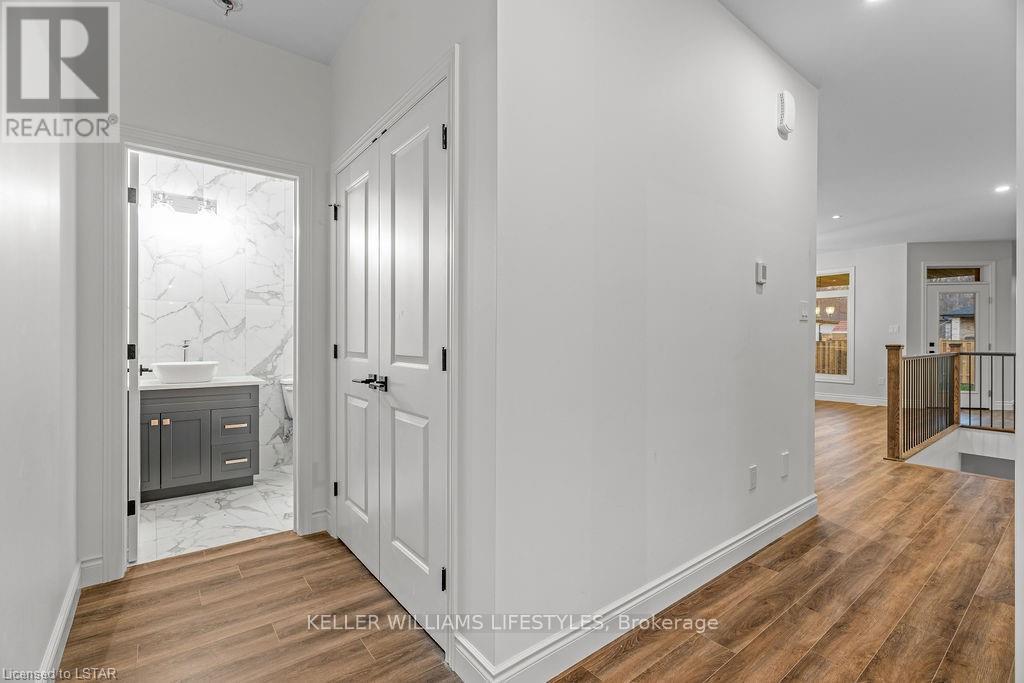 108 Leneve Street, Lambton Shores, Ontario  N0N 1J0 - Photo 8 - X12287707