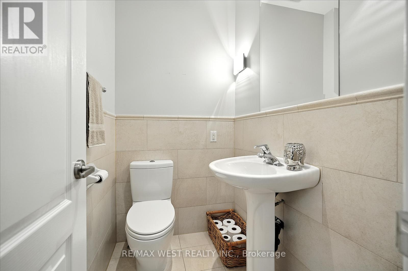 165 Caledonia Road, Toronto, Ontario  M6E 4S8 - Photo 21 - W12287614