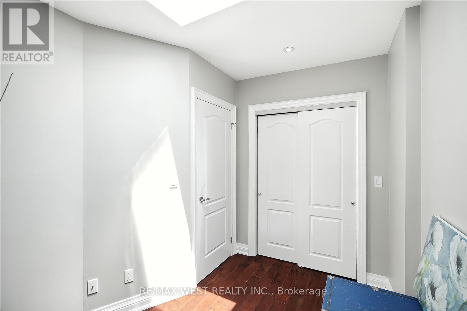 165 Caledonia Road, Toronto, Ontario  M6E 4S8 - Photo 31 - W12287614