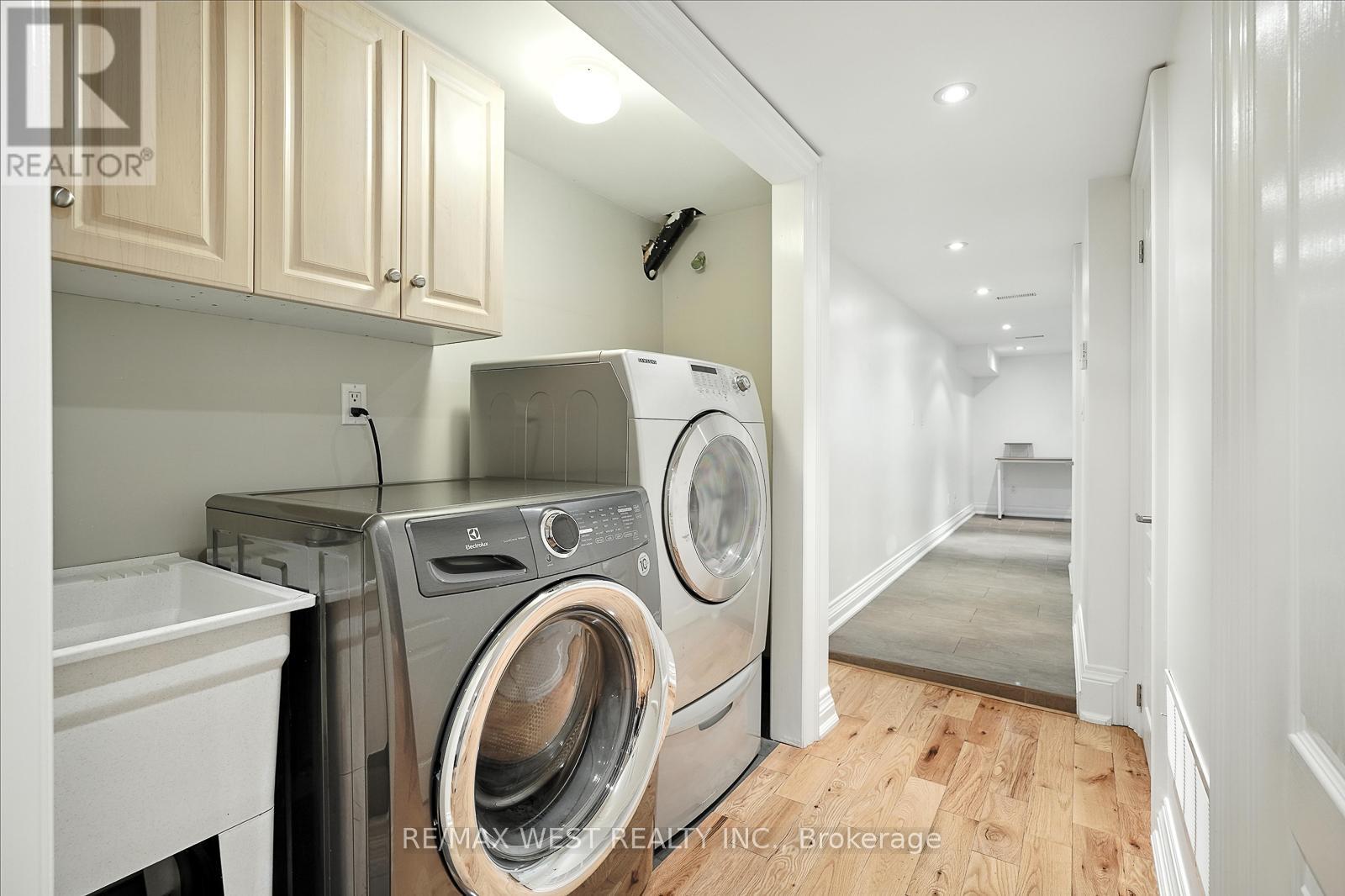 165 Caledonia Road, Toronto, Ontario  M6E 4S8 - Photo 38 - W12287614