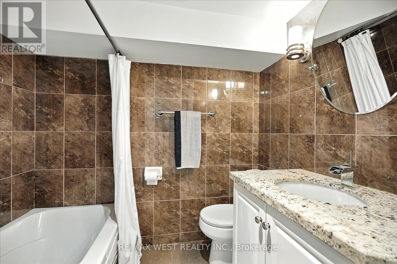 165 Caledonia Road, Toronto, Ontario  M6E 4S8 - Photo 41 - W12287614
