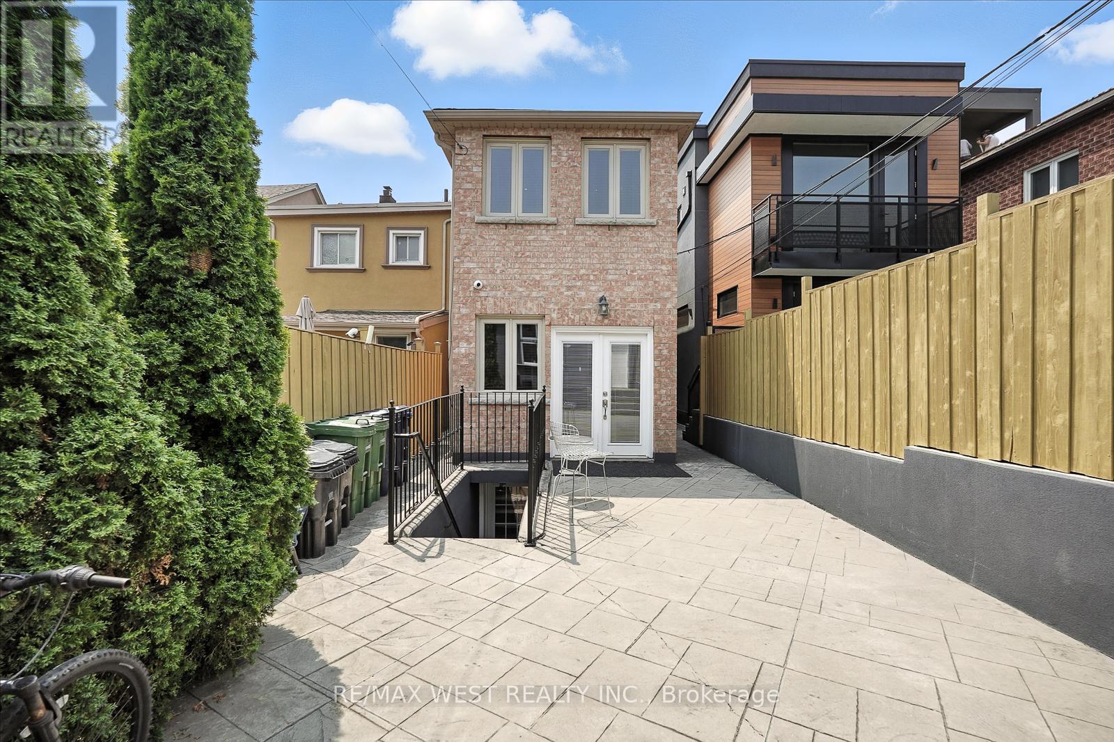 165 Caledonia Road, Toronto, Ontario  M6E 4S8 - Photo 43 - W12287614