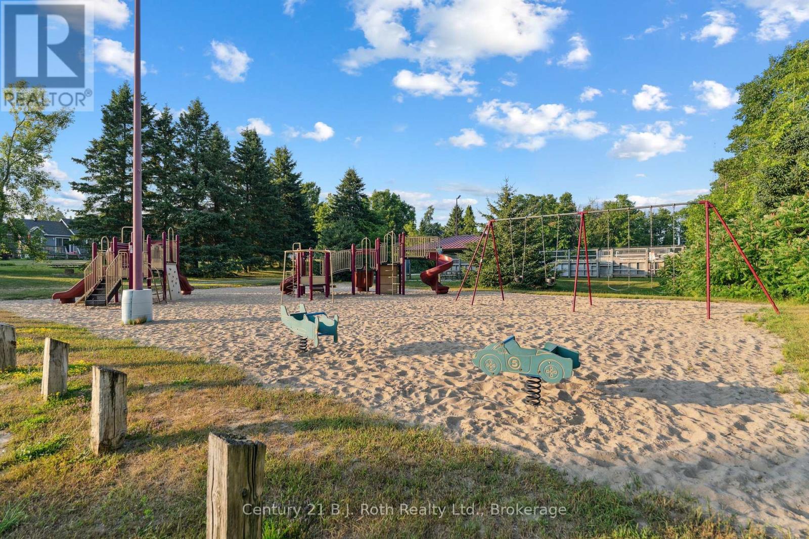 8 Agnes Street, Oro-Medonte, Ontario  L0K 1N0 - Photo 39 - S12287697
