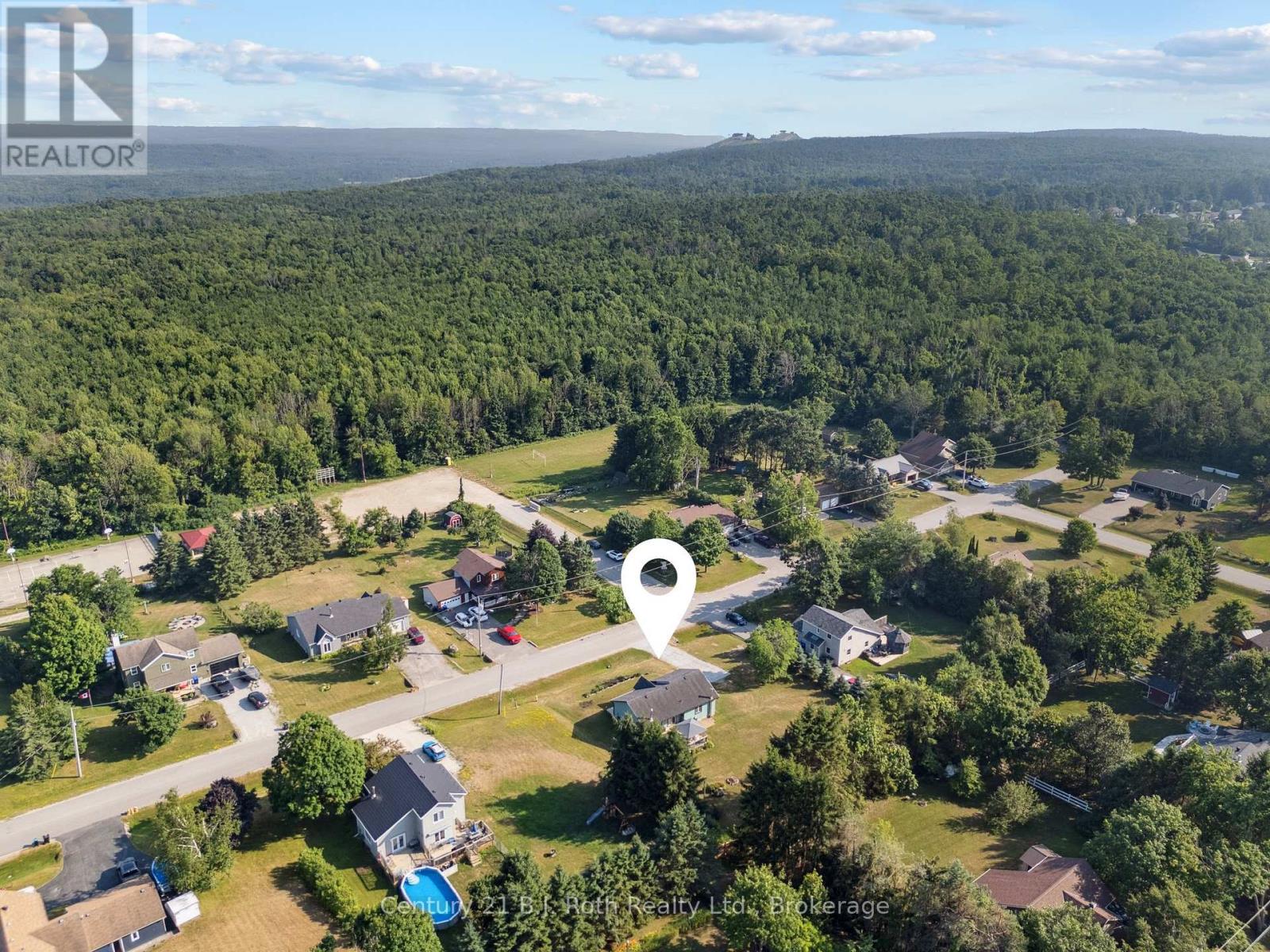 8 Agnes Street, Oro-Medonte, Ontario  L0K 1N0 - Photo 42 - S12287697