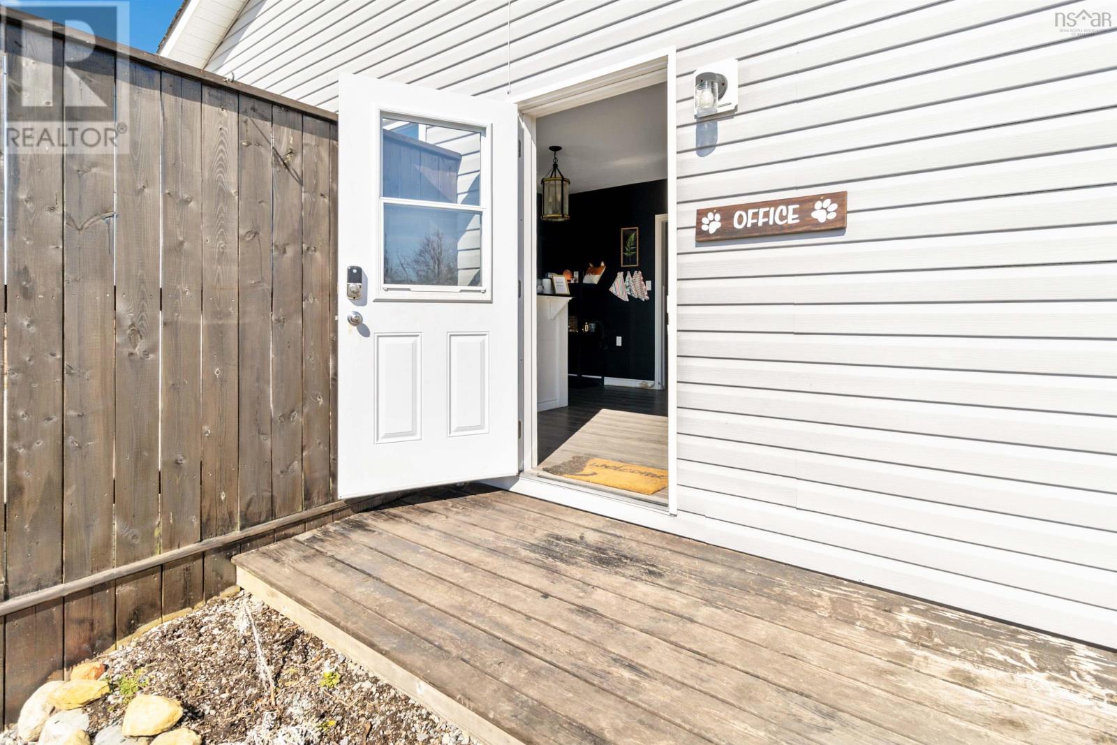 128 Beach Road, Roseway, Nova Scotia  B0T 1W0 - Photo 6 - 202504066