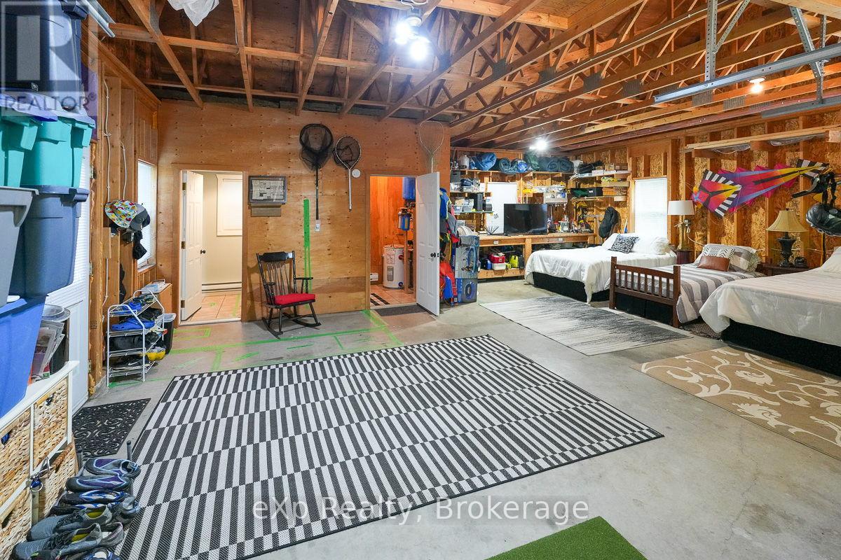 135 Lakeview Road, Chatsworth, Ontario  N0H 1G0 - Photo 24 - X12287684