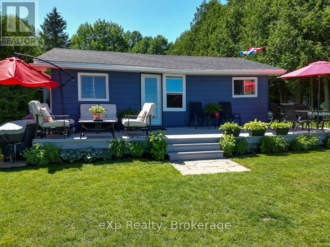 135 Lakeview Road, Chatsworth, Ontario  N0H 1G0 - Photo 4 - X12287684