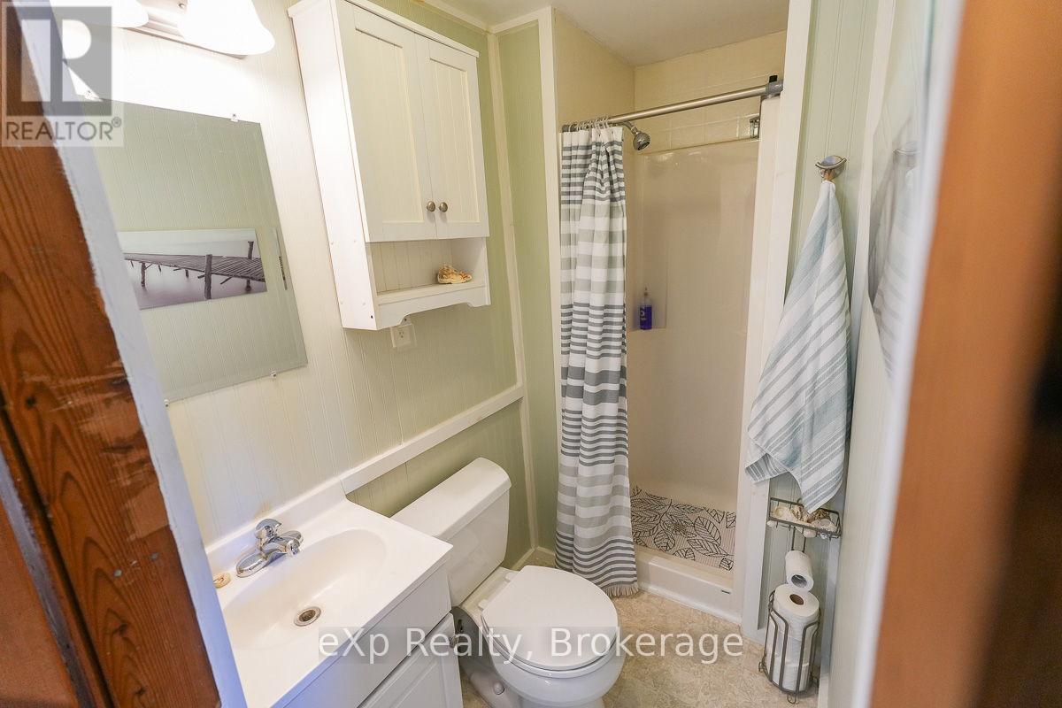 135 Lakeview Road, Chatsworth, Ontario  N0H 1G0 - Photo 8 - X12287684