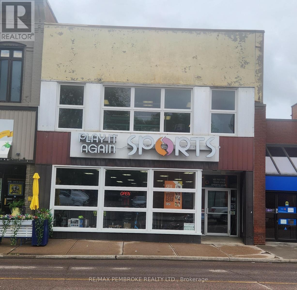45 PEMBROKE STREET W, Pembroke, Ontario