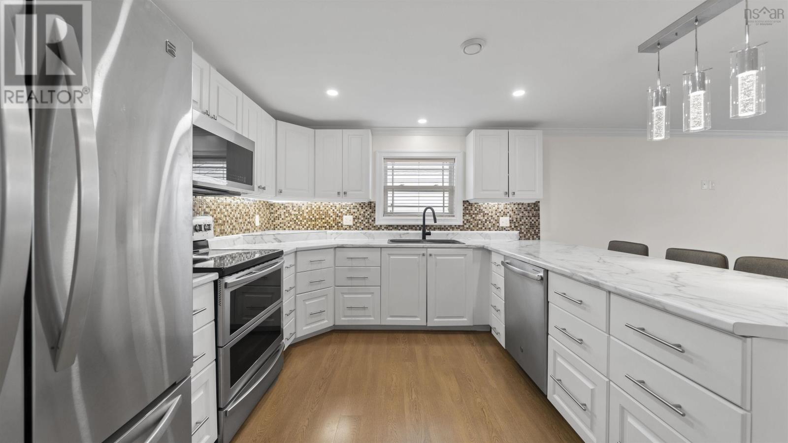 254 Parklane Drive, Lower Sackville, Nova Scotia  B4C 2X3 - Photo 6 - 202510806