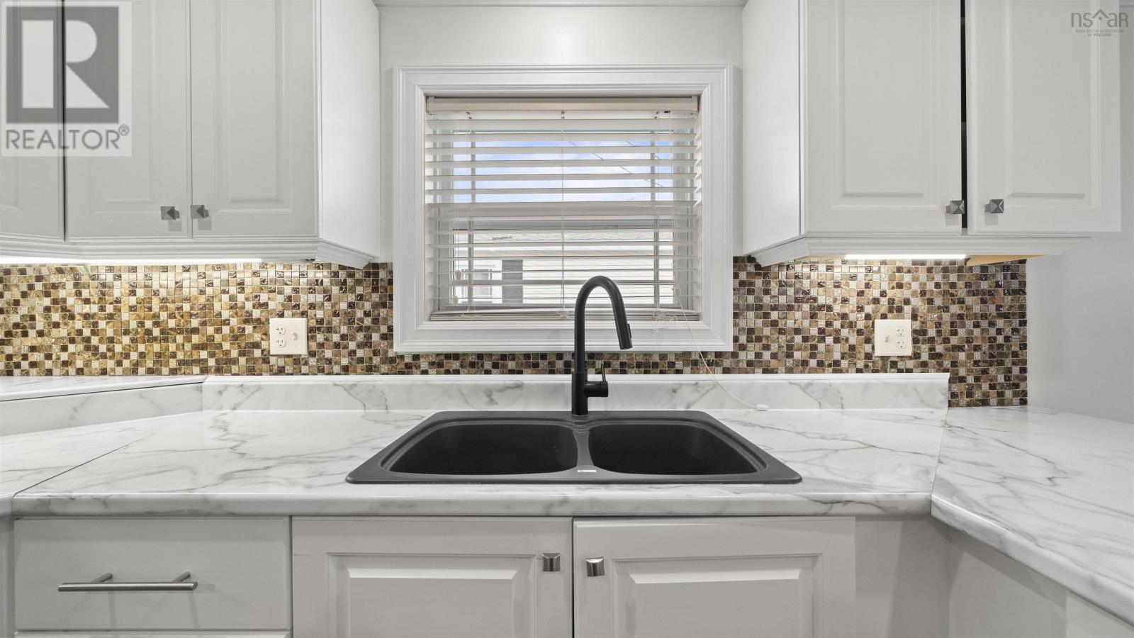 254 Parklane Drive, Lower Sackville, Nova Scotia  B4C 2X3 - Photo 7 - 202510806