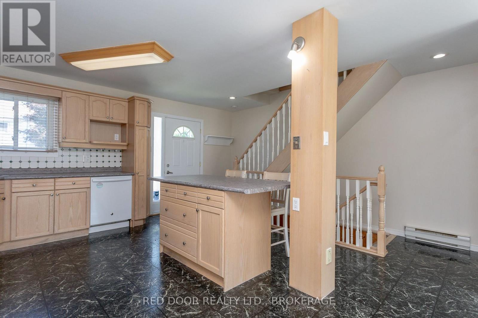 110 - 1775 Culver Drive, London East, Ontario  N5V 3H6 - Photo 8 - X12287804