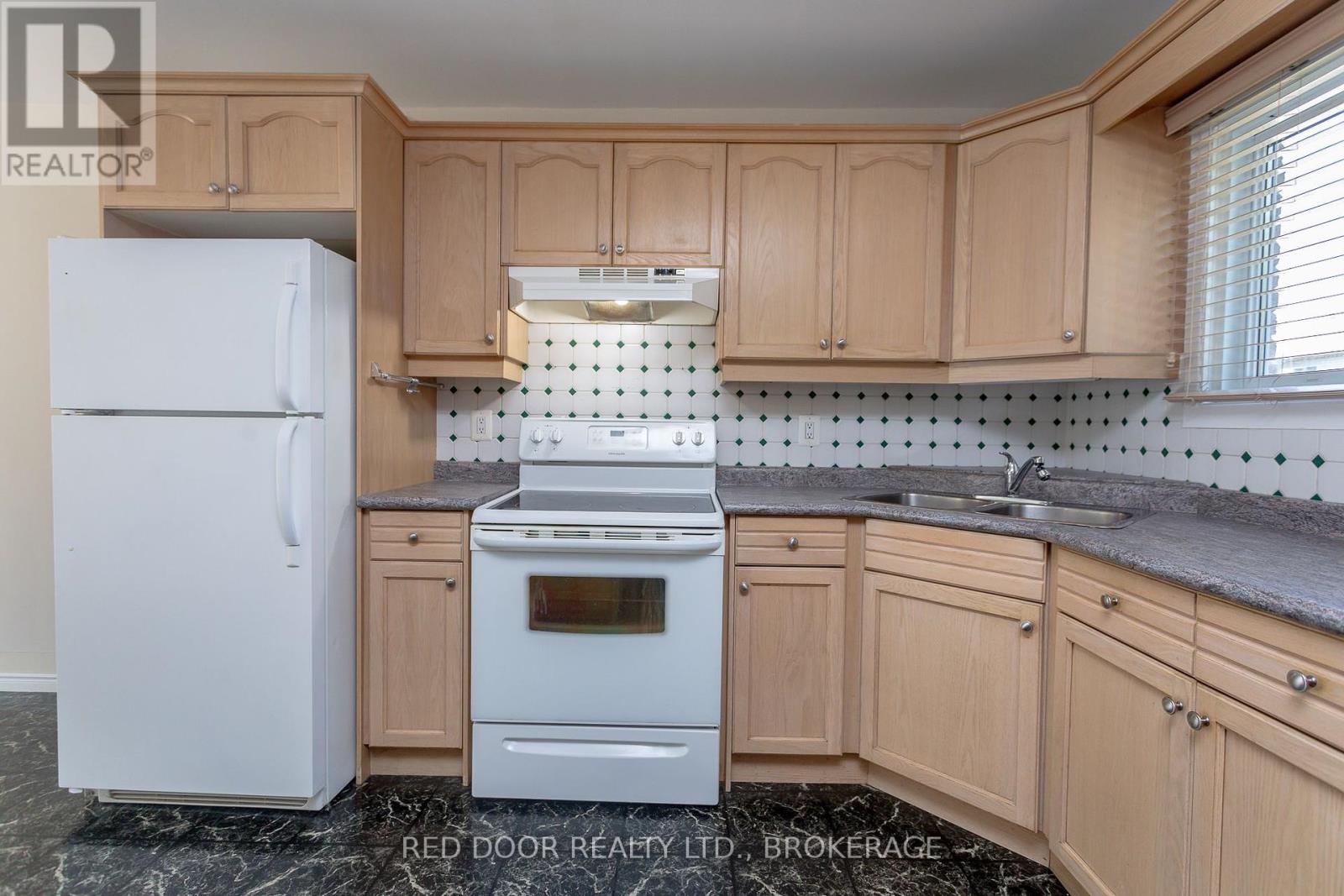 110 - 1775 Culver Drive, London East, Ontario  N5V 3H6 - Photo 9 - X12287804