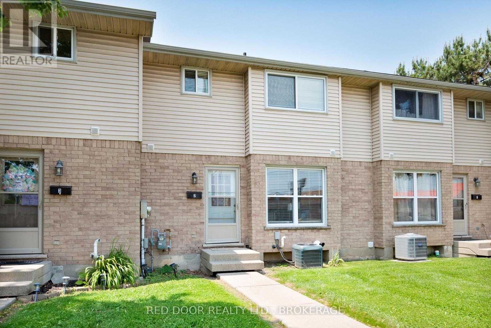 2 - 757 Wharncliffe Road S, London South, Ontario  N6J 2N7 - Photo 1 - X12287817