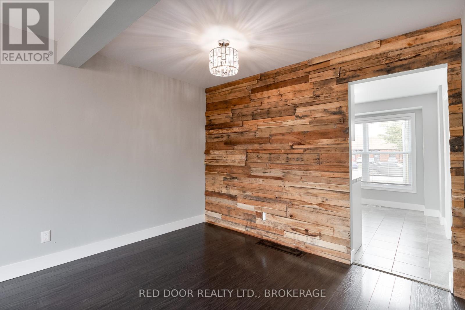2 - 757 Wharncliffe Road S, London South, Ontario  N6J 2N7 - Photo 10 - X12287817