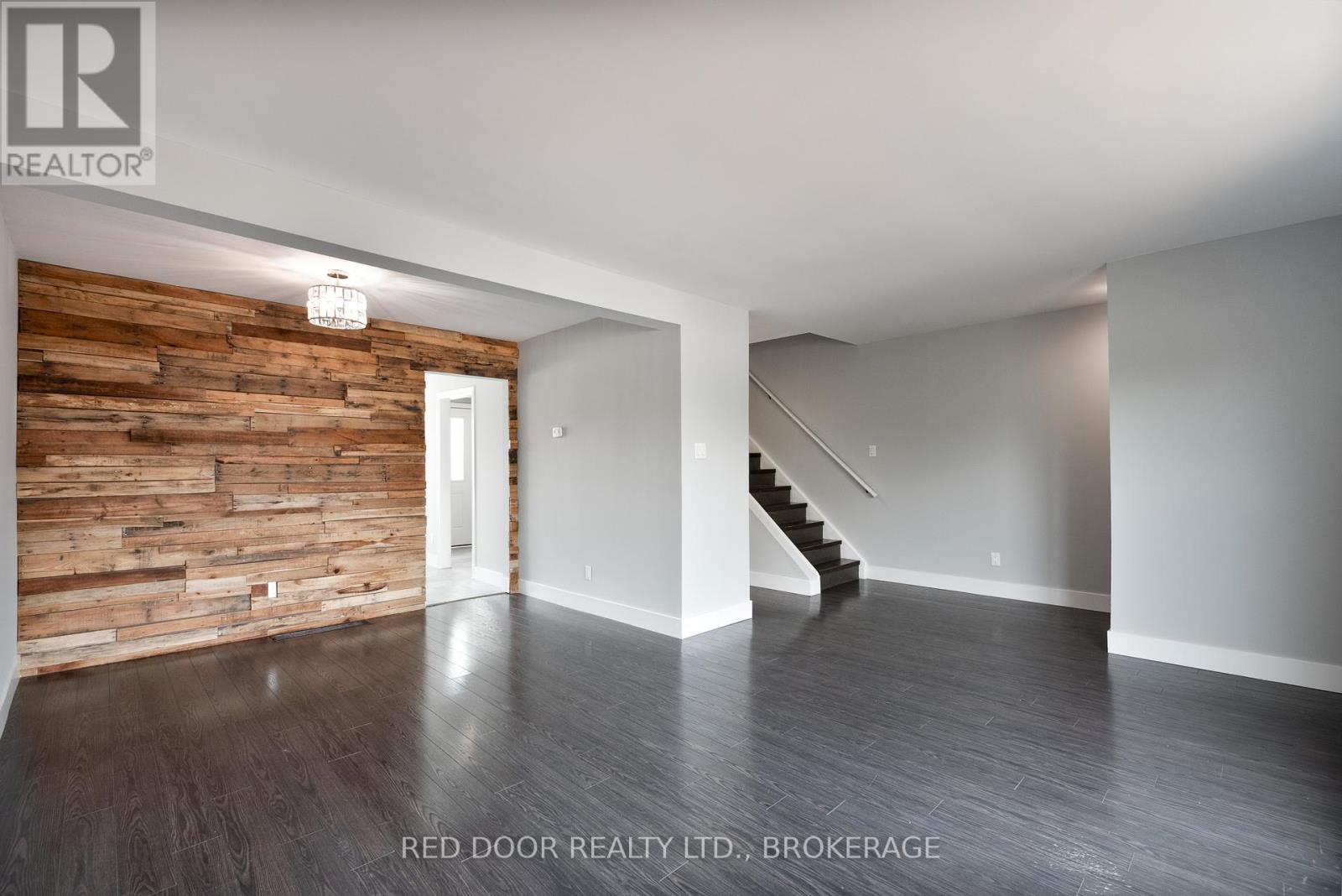 2 - 757 Wharncliffe Road S, London South, Ontario  N6J 2N7 - Photo 12 - X12287817
