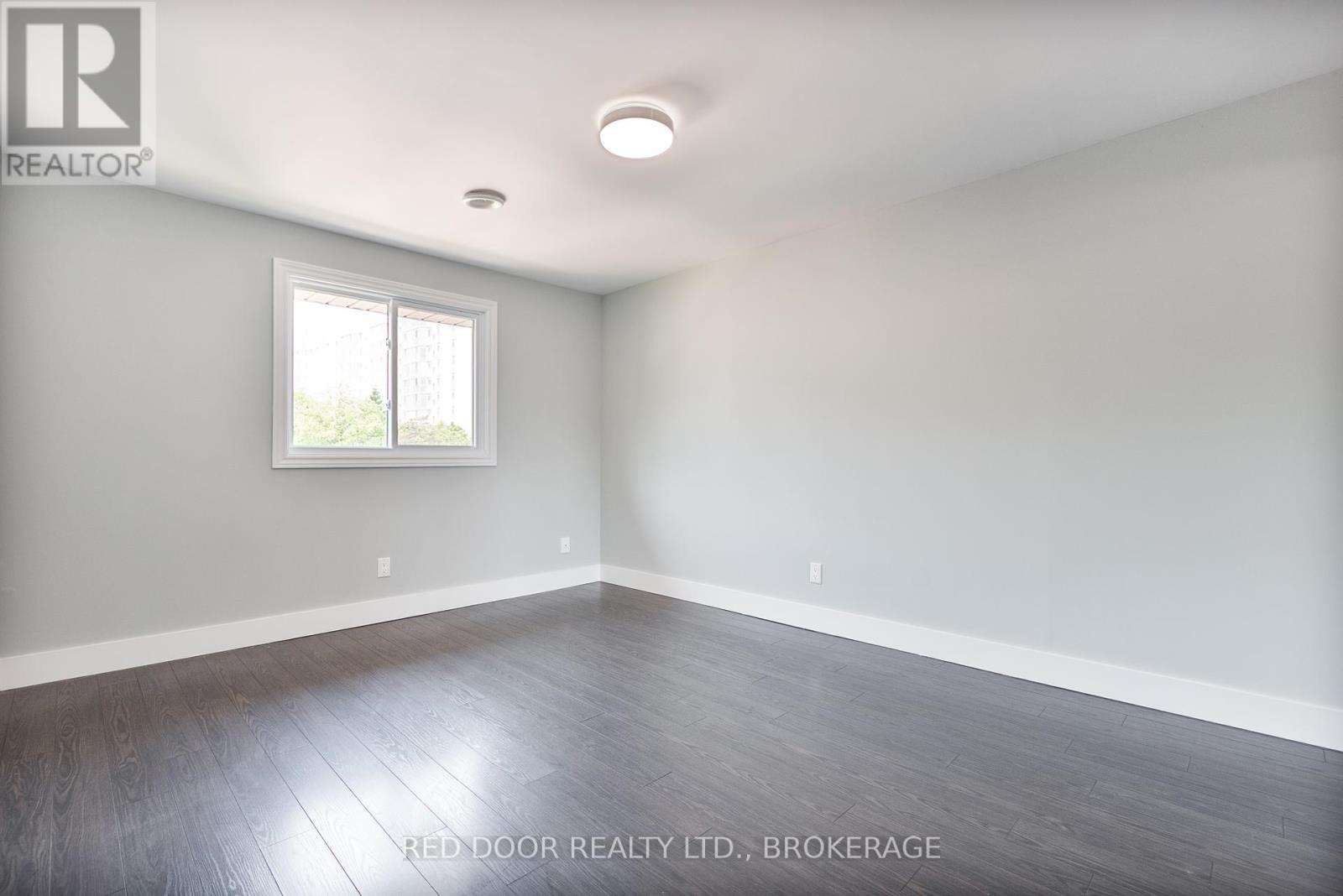 2 - 757 Wharncliffe Road S, London South, Ontario  N6J 2N7 - Photo 17 - X12287817