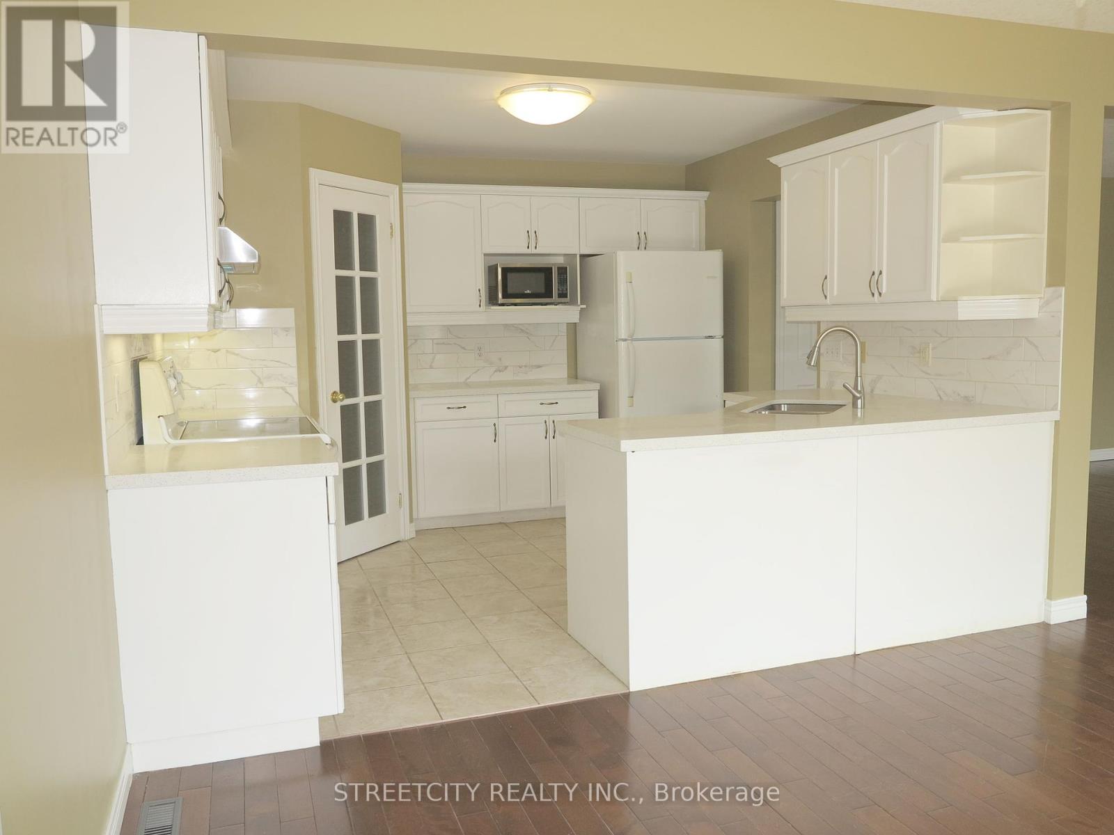 1155 South Wenige Drive, London North, Ontario  N5X 4M3 - Photo 10 - X12287852