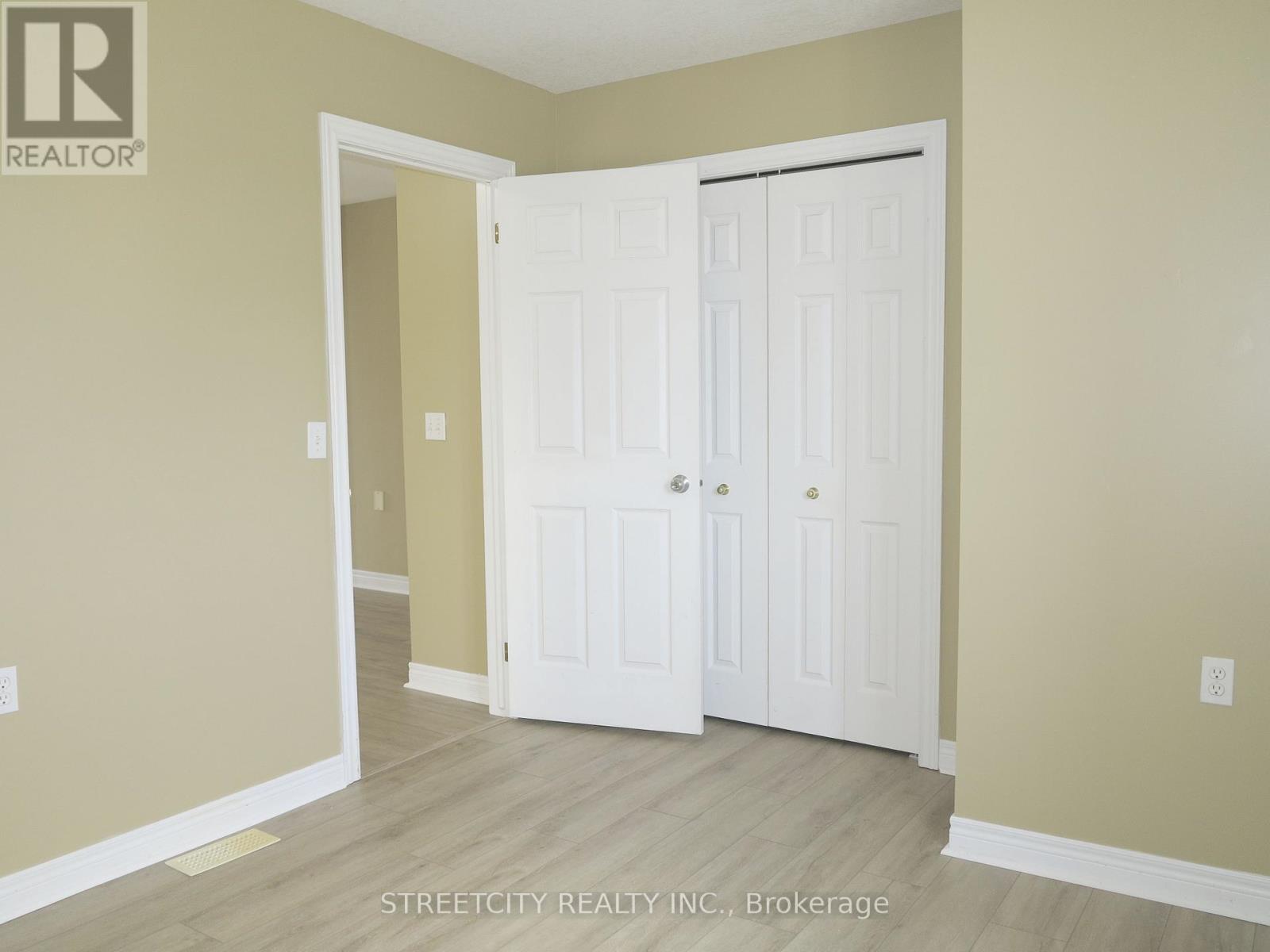 1155 South Wenige Drive, London North, Ontario  N5X 4M3 - Photo 18 - X12287852