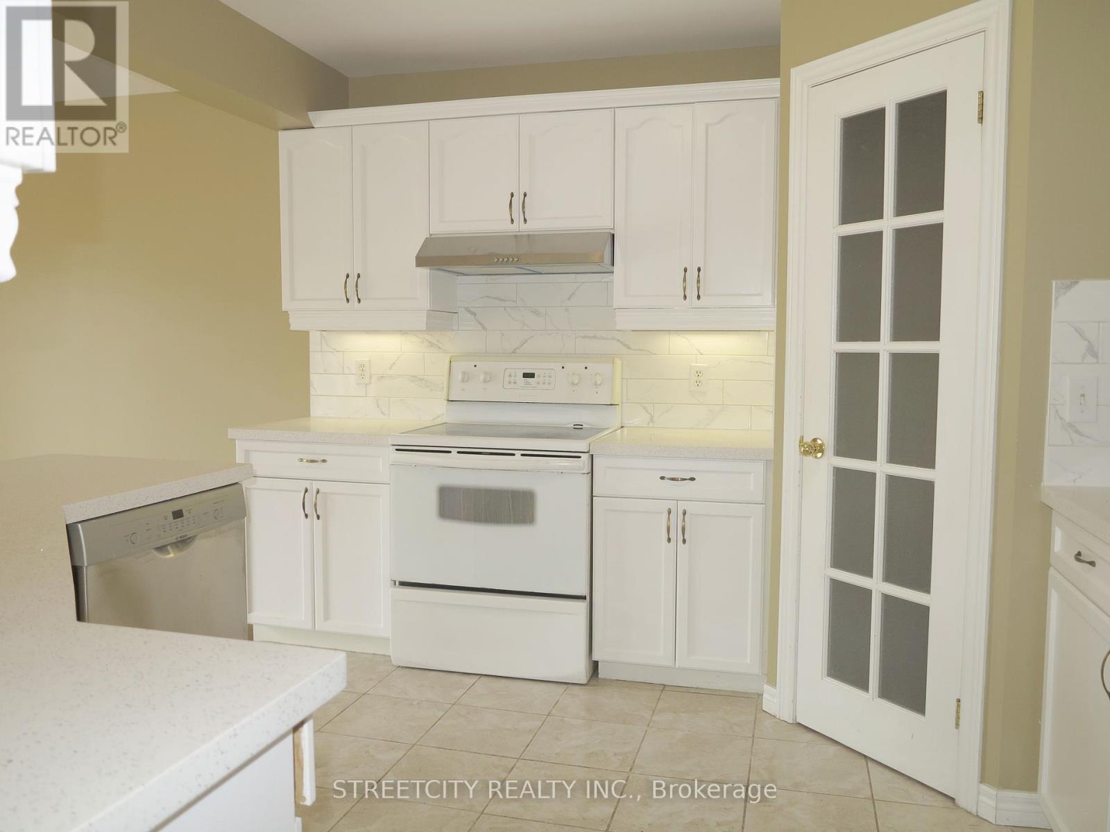 1155 South Wenige Drive, London North, Ontario  N5X 4M3 - Photo 9 - X12287852