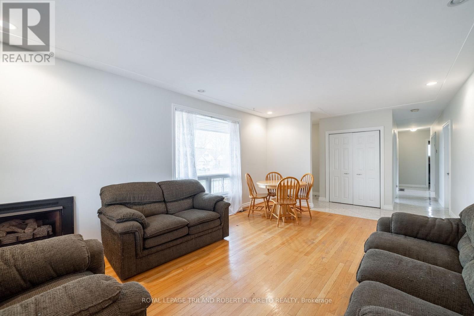 584 Wonderland Road N, London North (North P), Ontario  N6H 3E4 - Photo 16 - X12287856