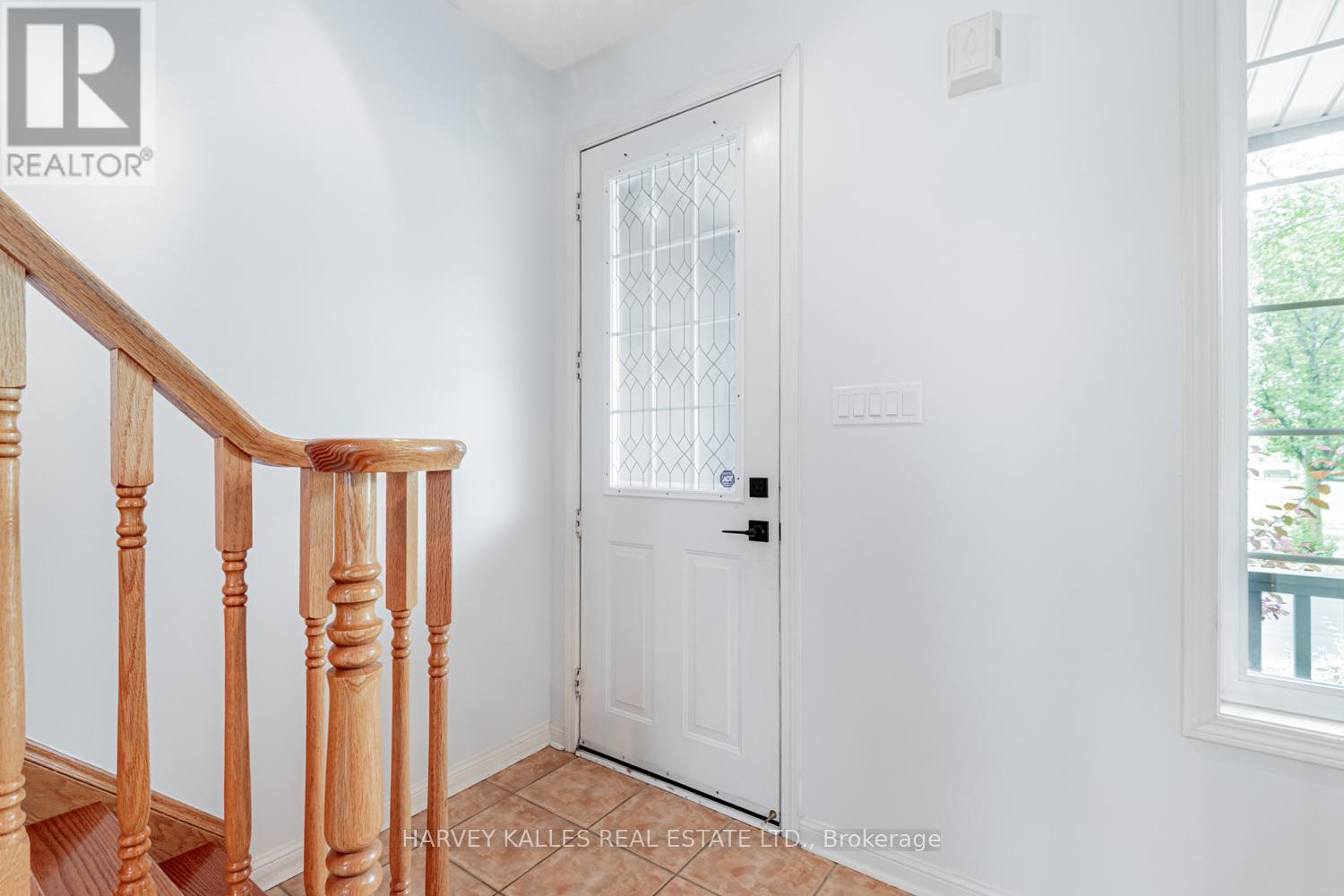 Property at 65 WHITE'S HILL AVENUE image 3