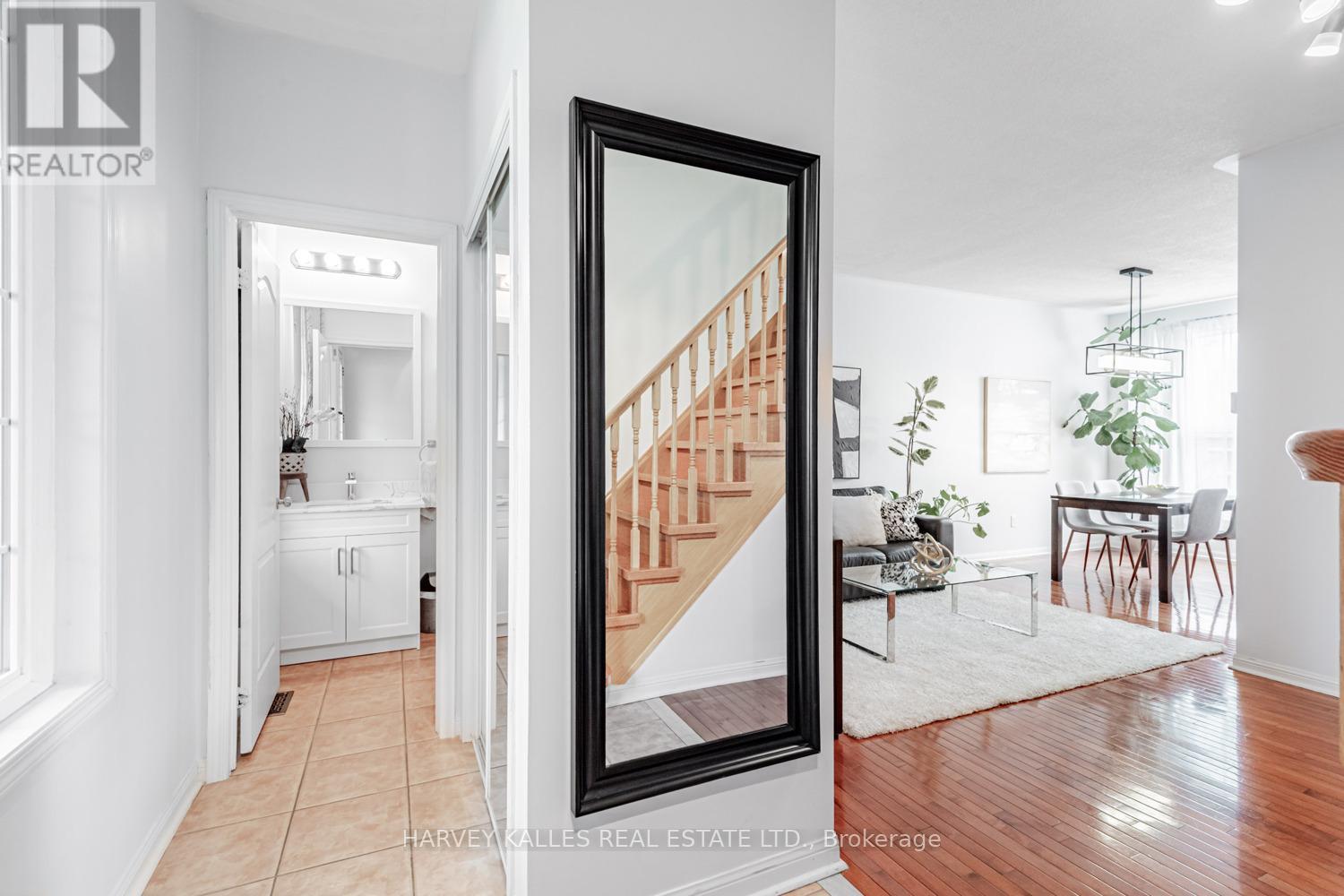 Property at 65 WHITE'S HILL AVENUE image 4