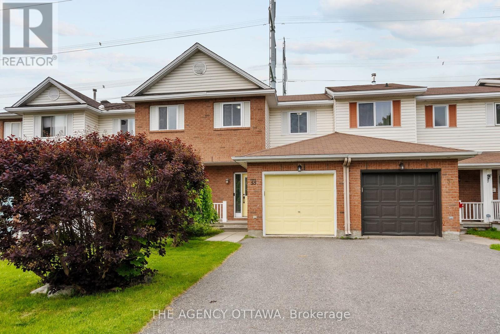 Property at 55 SPRINGCREEK CRESCENT image 1