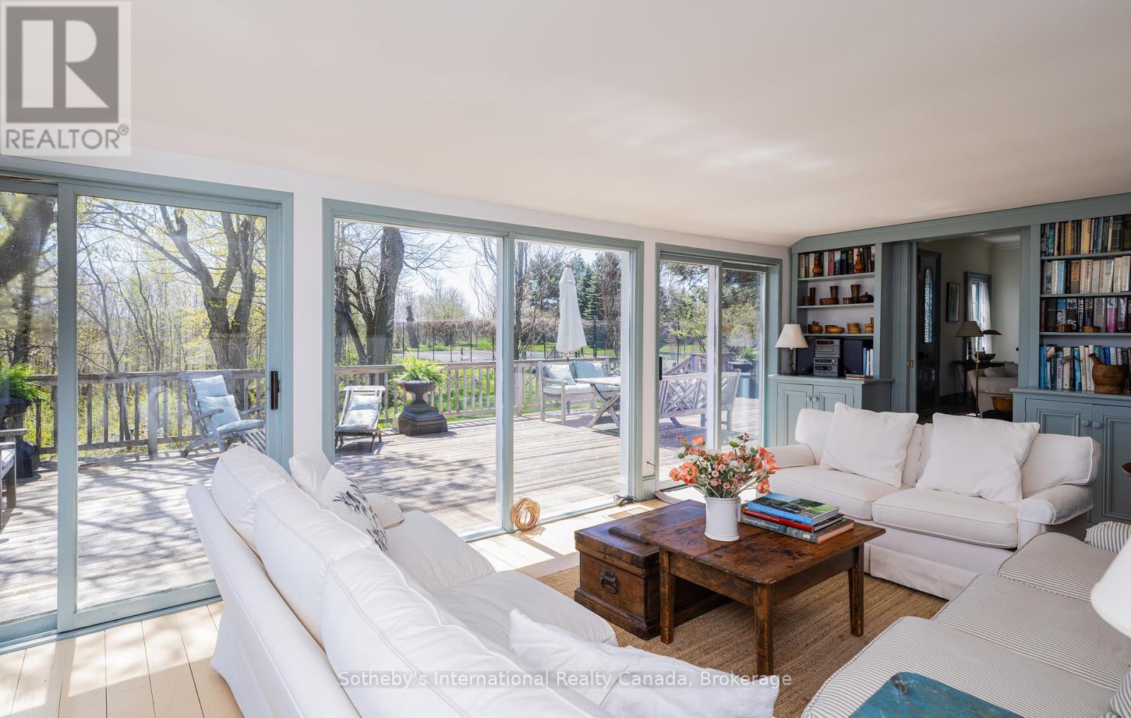 47014 Old Mail Road, Grey Highlands, Ontario  N4L 1W7 - Photo 8 - X12150434