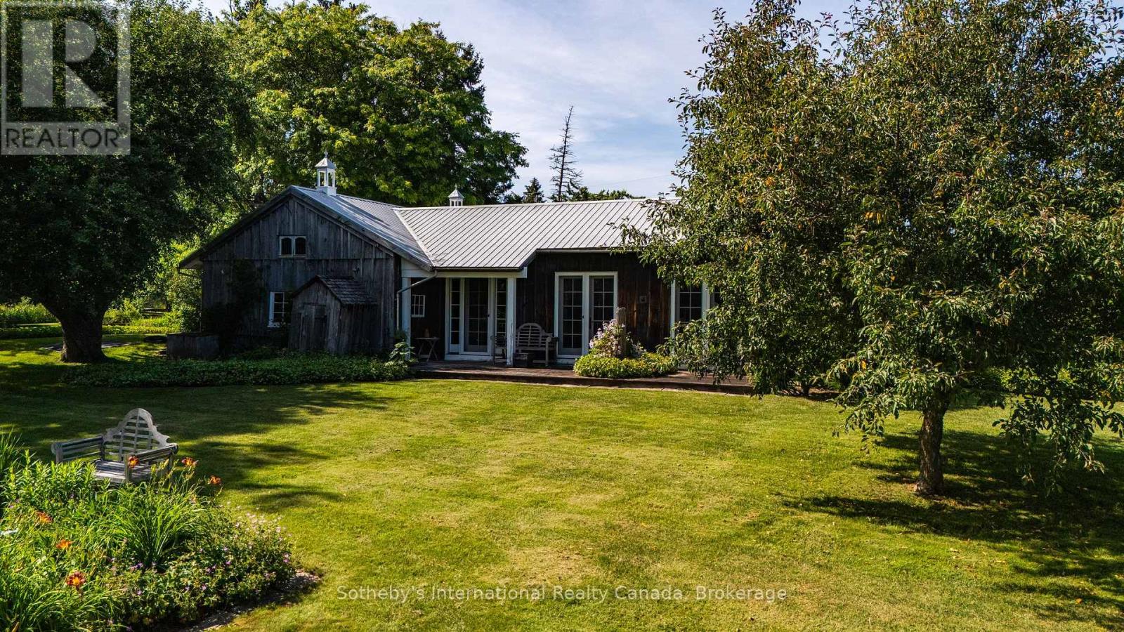 47014 Old Mail Road, Grey Highlands, Ontario  N4L 1W7 - Photo 4 - X12150434