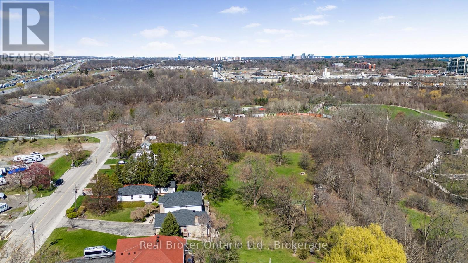 Property at 266 SUMACH DRIVE image 4