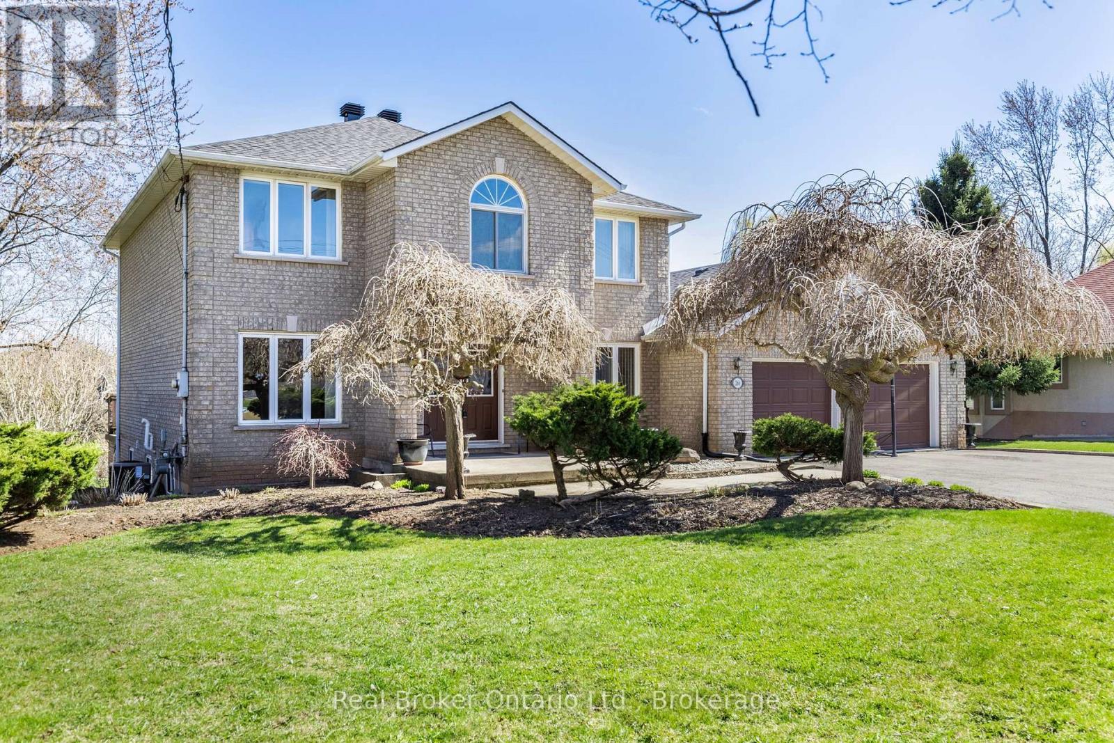 Property at 266 SUMACH DRIVE image 5