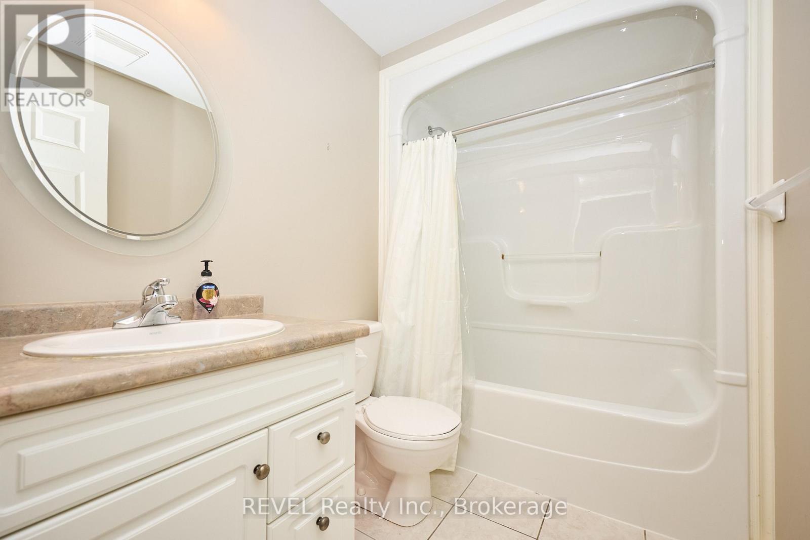 2-25 Scullers Way, St. Catharines, Ontario  L2N 7S9 - Photo 21 - X12282283