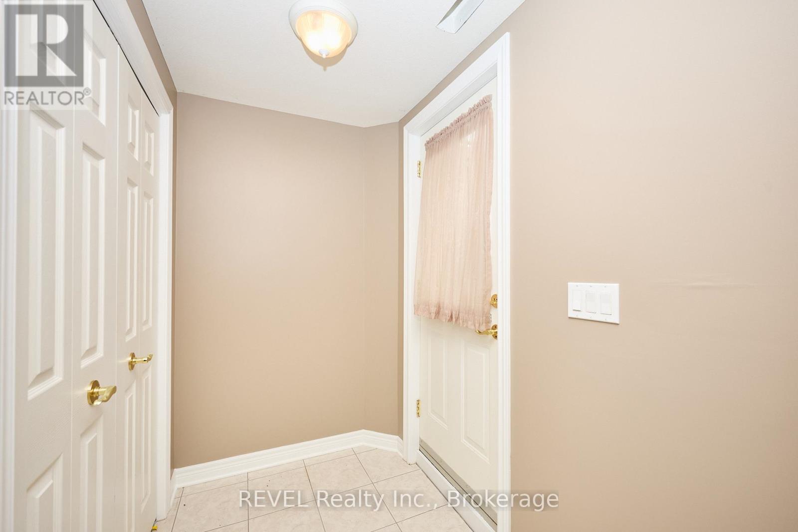 2-25 Scullers Way, St. Catharines, Ontario  L2N 7S9 - Photo 24 - X12282283