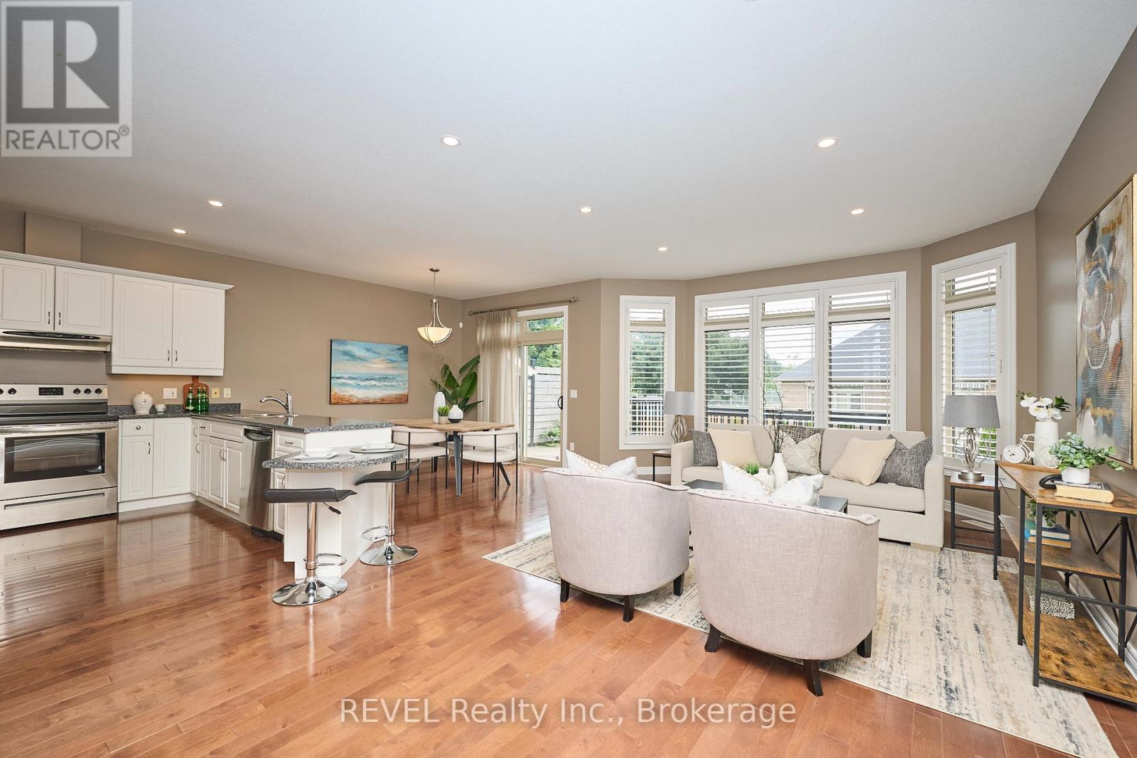 2-25 Scullers Way, St. Catharines, Ontario  L2N 7S9 - Photo 4 - X12282283