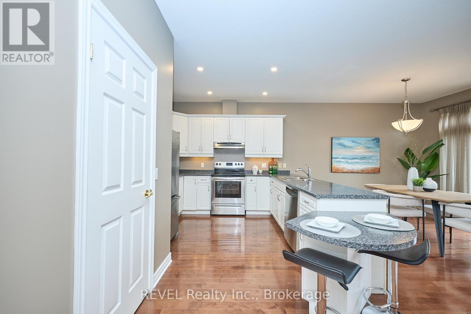 2-25 Scullers Way, St. Catharines, Ontario  L2N 7S9 - Photo 6 - X12282283