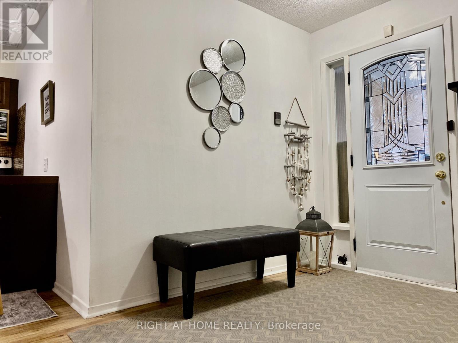 Property at 7 - 453 WOODVIEW ROAD image 4