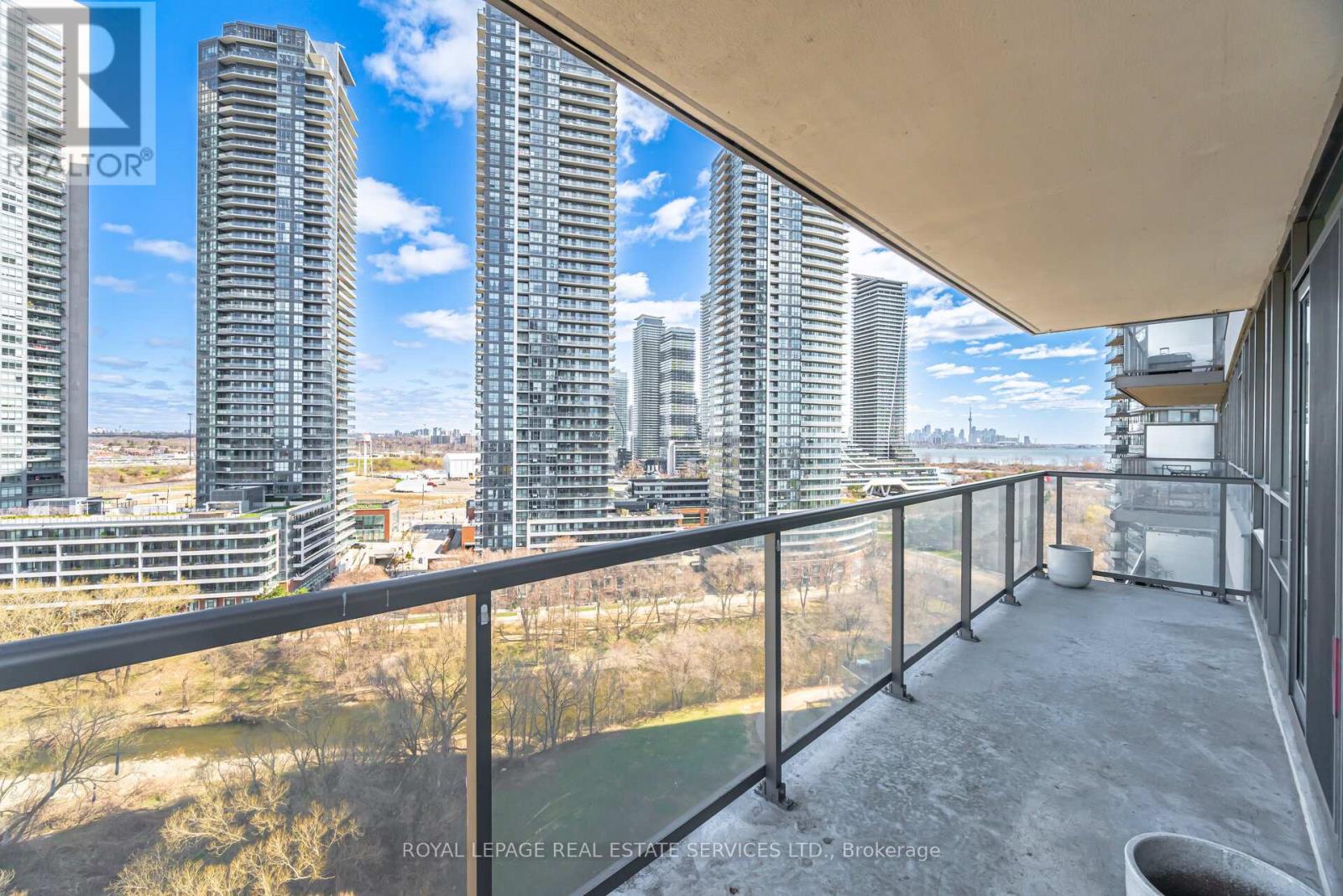 1404 - 15 Legion Road, Toronto (Mimico), Ontario  M8V 0A9 - Photo 32 - W12287673