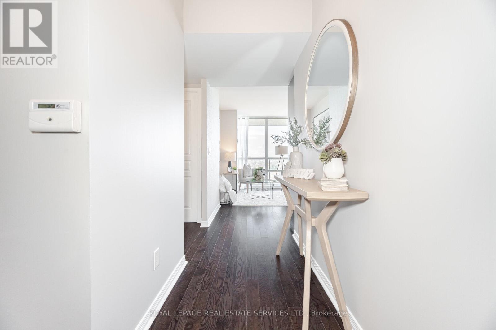 1404 - 15 Legion Road, Toronto (Mimico), Ontario  M8V 0A9 - Photo 7 - W12287673