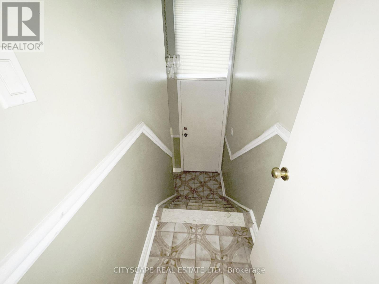 113 Spenvalley Drive, Toronto, Ontario  M3L 1Z4 - Photo 19 - W12287693