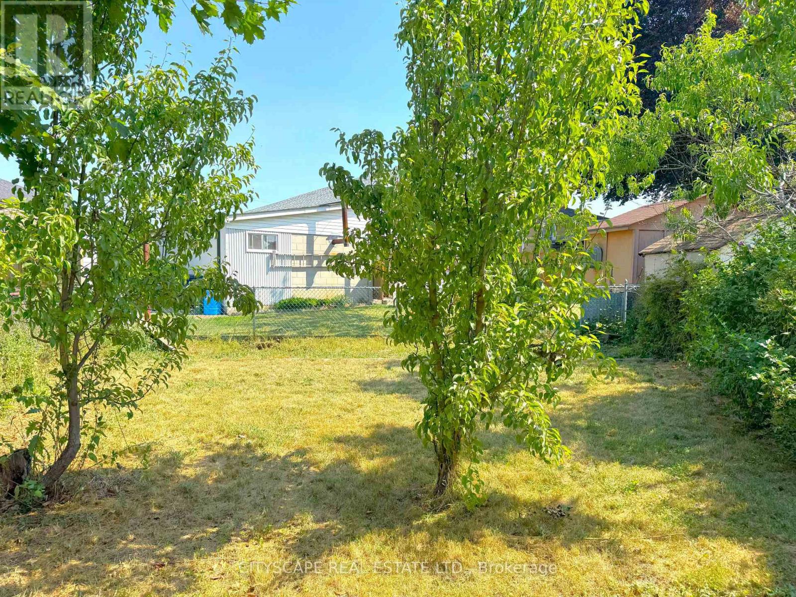 113 Spenvalley Drive, Toronto, Ontario  M3L 1Z4 - Photo 31 - W12287693