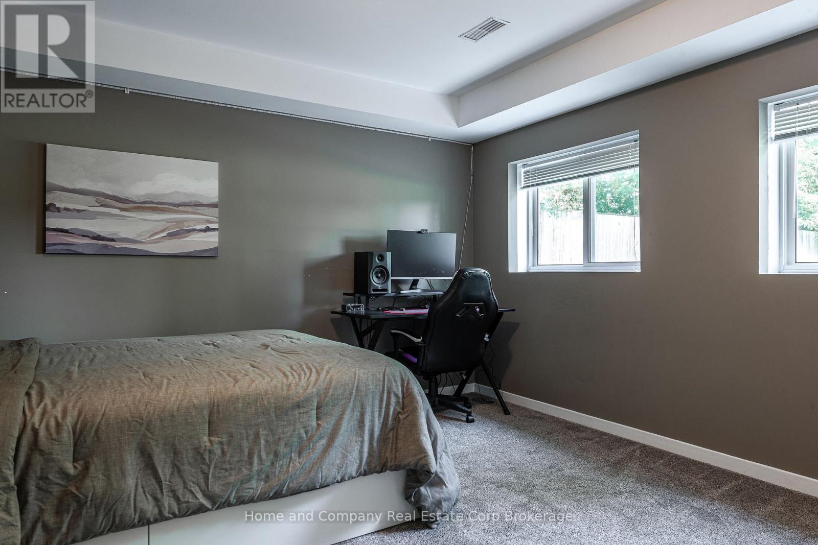 205 Graff Avenue, Stratford, Ontario  N5A 5L8 - Photo 44 - X12287832