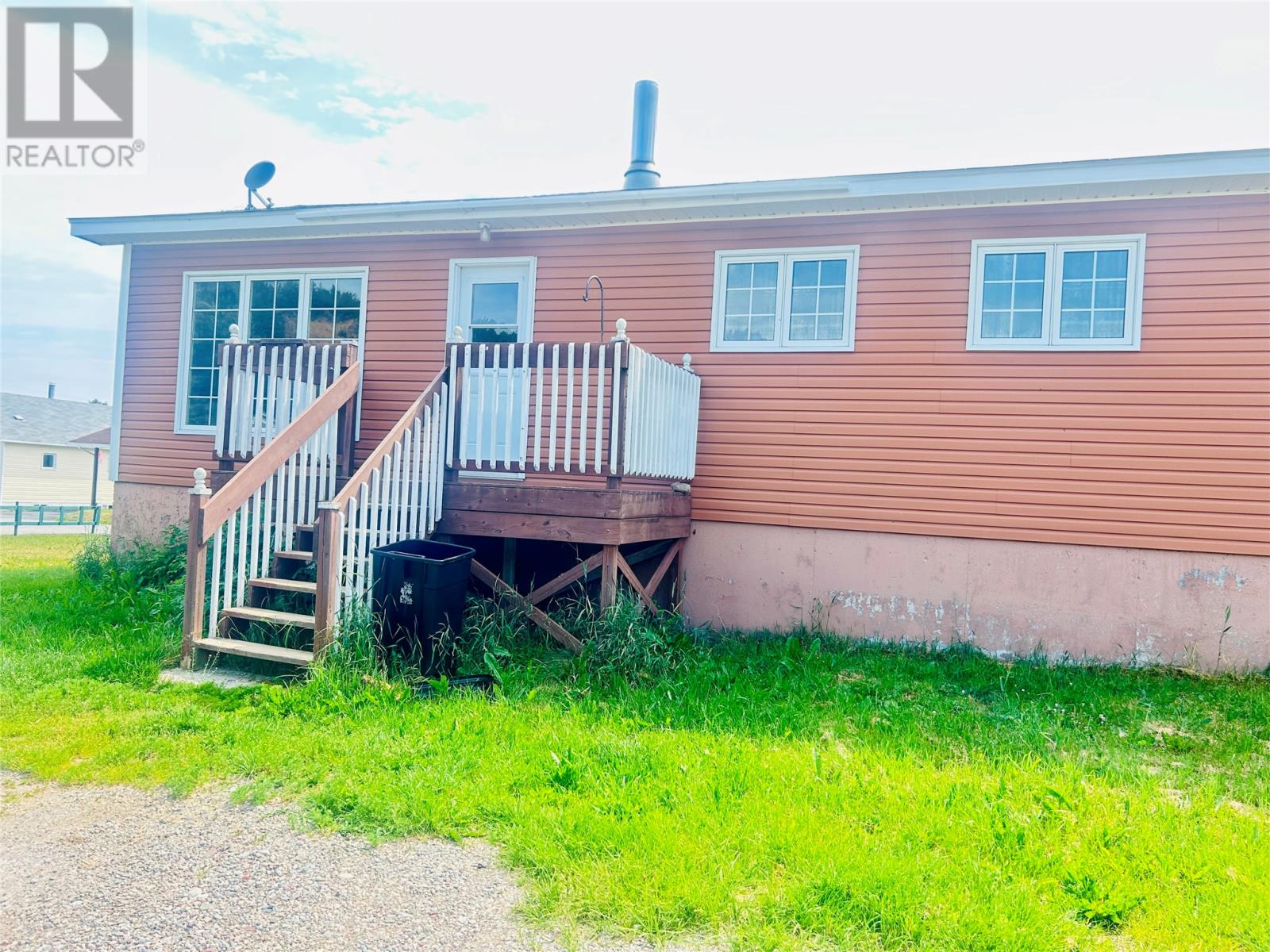 8a Poplar Road, Springdale, Newfoundland & Labrador  A0J 1T0 - Photo 3 - 1287768
